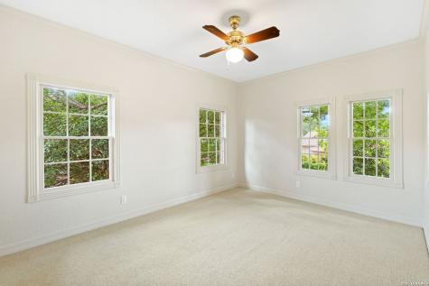 15 Granburg Circle San Antonio TX 78218