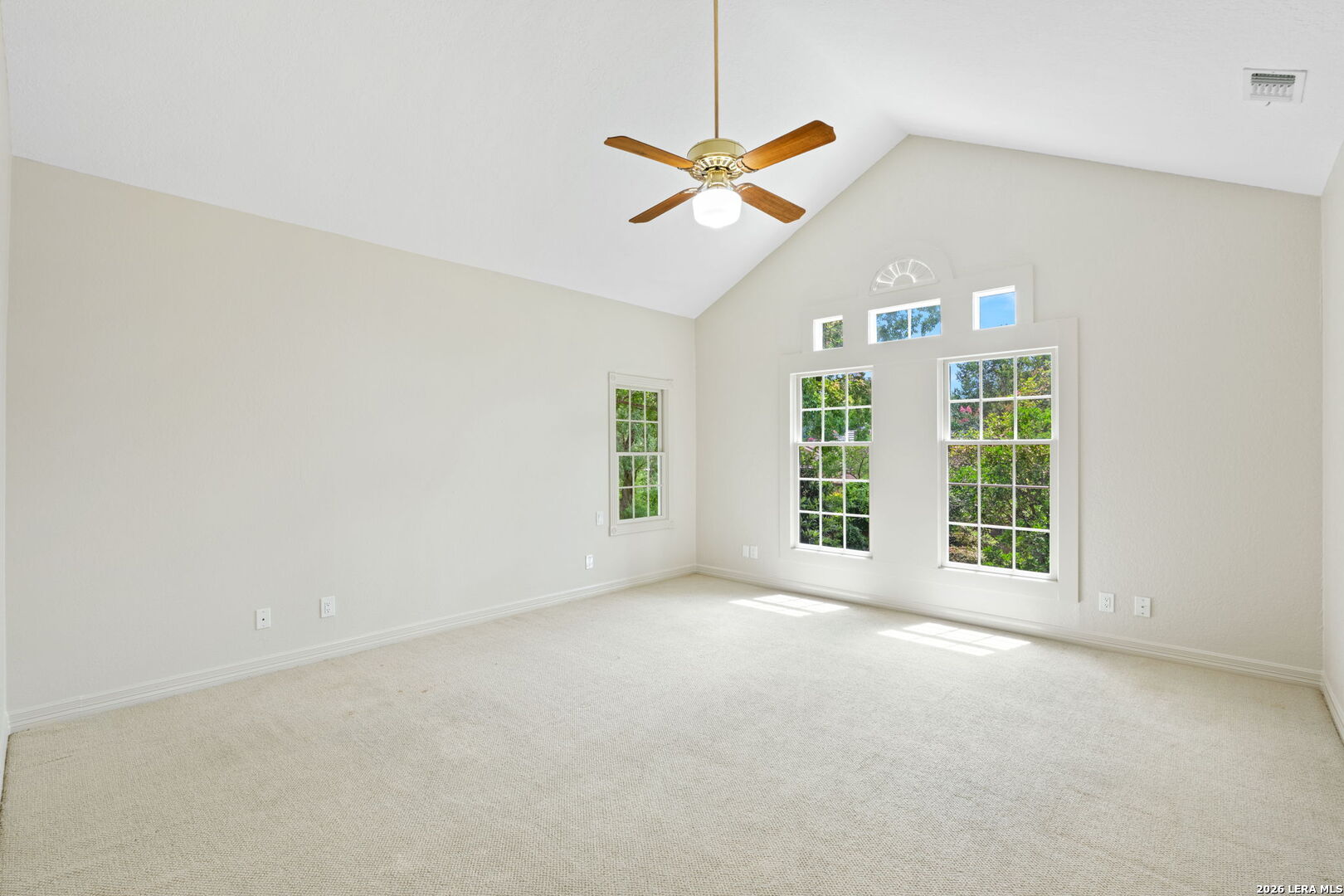 15 Granburg Circle San Antonio TX 78218