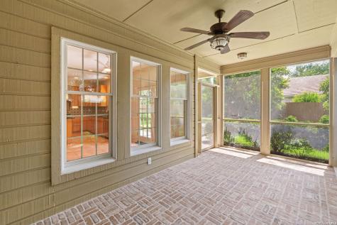 15 Granburg Circle San Antonio TX 78218