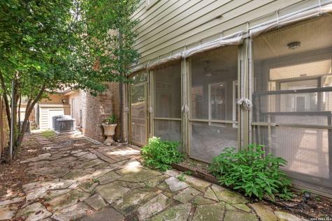 15 Granburg Circle San Antonio TX 78218