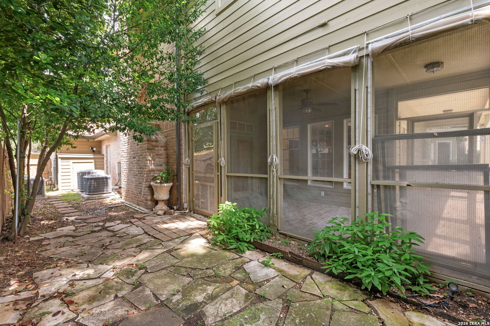 15 Granburg Circle San Antonio TX 78218