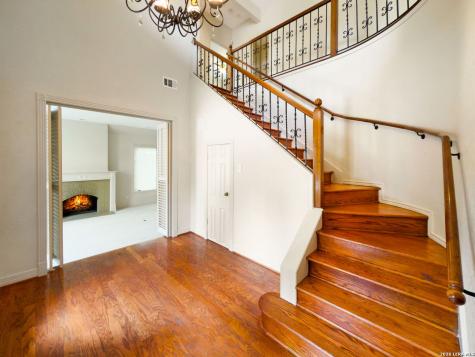 15 Granburg Circle San Antonio TX 78218