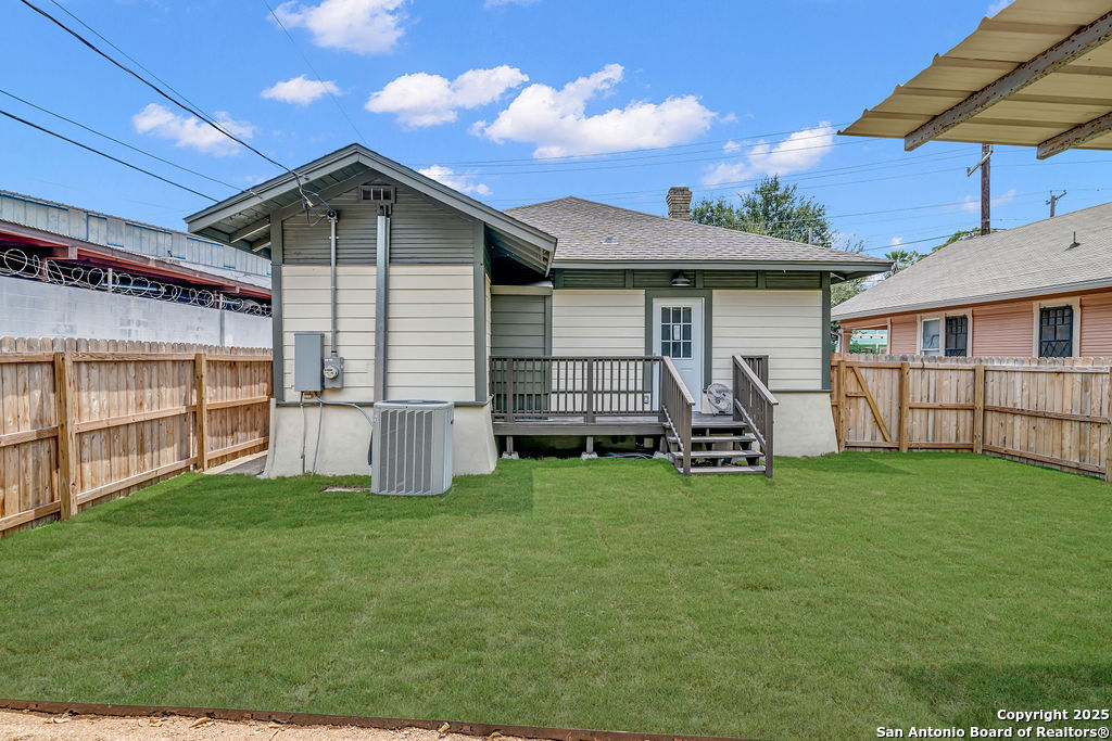 115 W Highland Boulevard San Antonio TX 78210