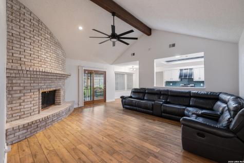 7906 Creek Trail San Antonio TX 78254