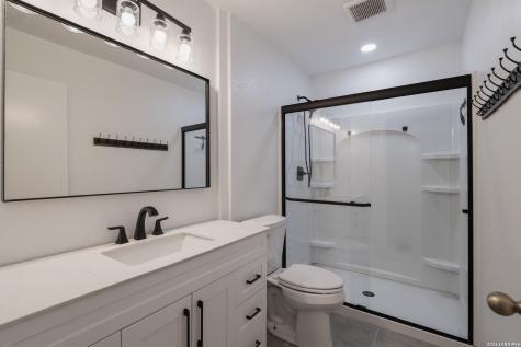 7906 Creek Trail San Antonio TX 78254