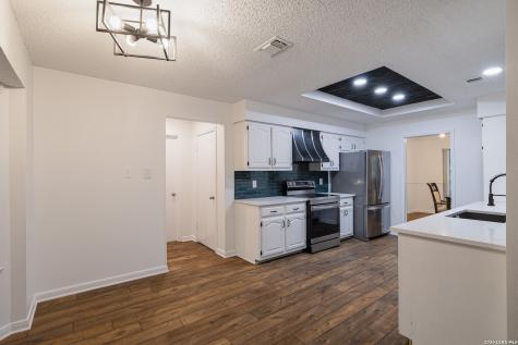 7906 Creek Trail San Antonio TX 78254
