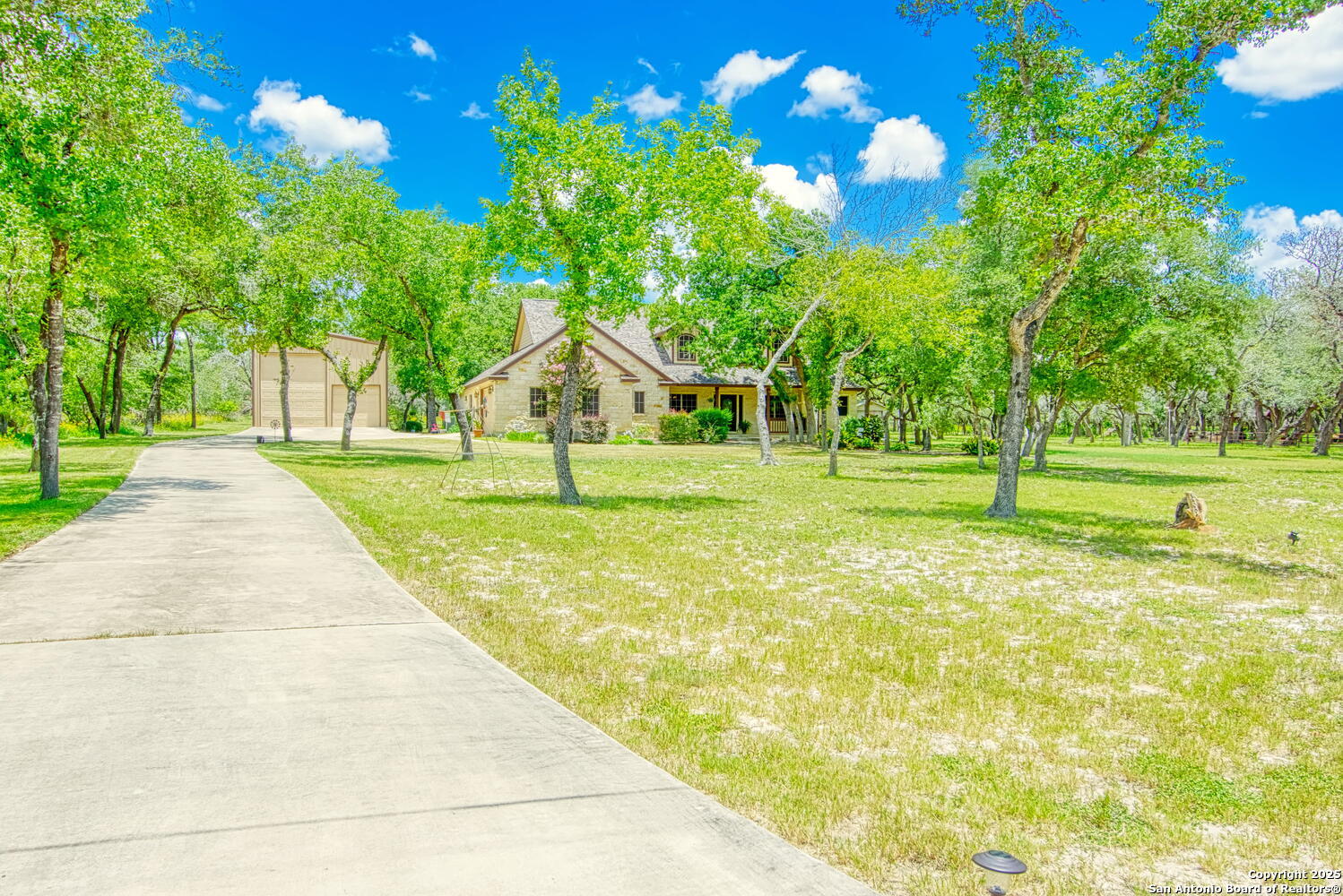 536 Rose Branch Drive La Vernia TX 78121