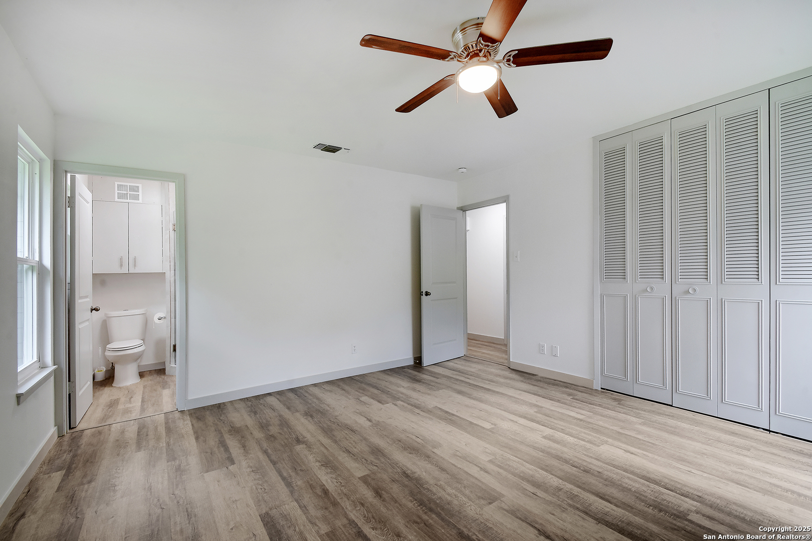 5515 W W Rolling Ridge Drive San Antonio TX 78228