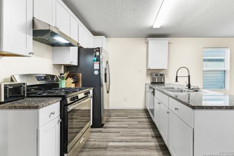 7722 Nopalitos Cove San Antonio TX 78239