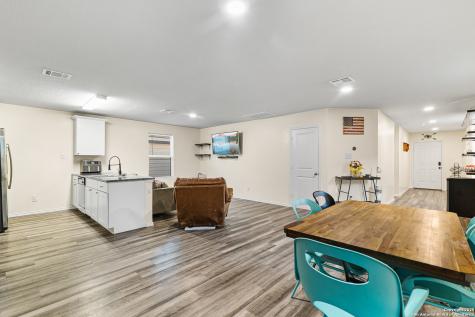 7722 Nopalitos Cove San Antonio TX 78239