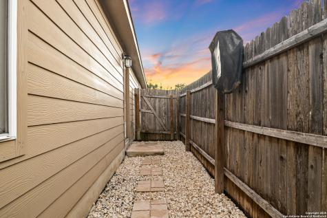 7722 Nopalitos Cove San Antonio TX 78239