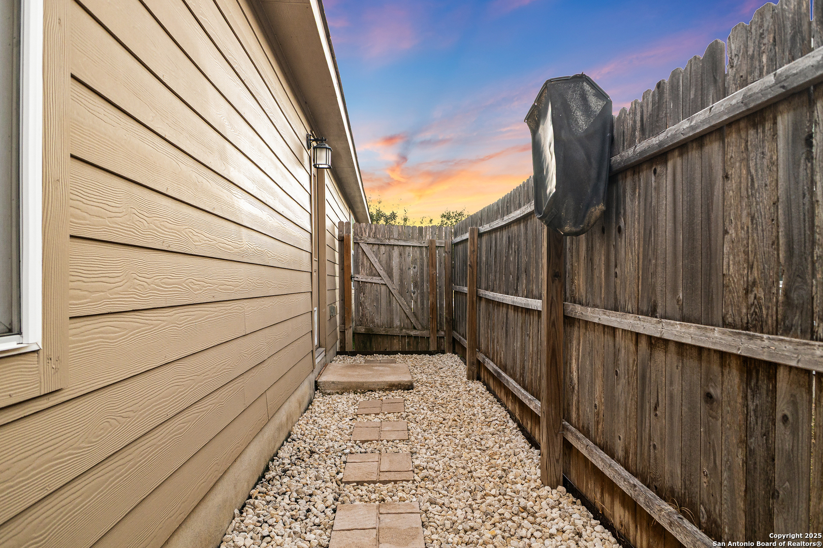 7722 Nopalitos Cove San Antonio TX 78239