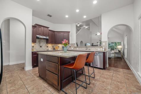 8330 Wayside Creek San Antonio TX 78255