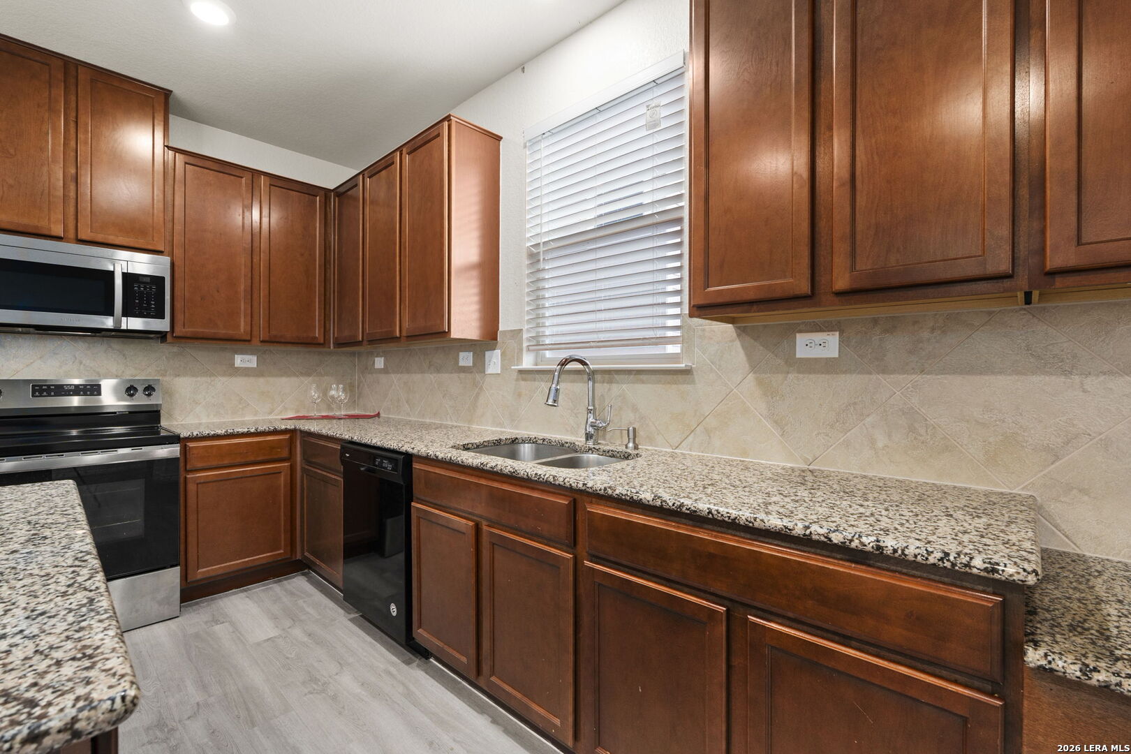 1615 Iron Creek San Antonio TX 78245