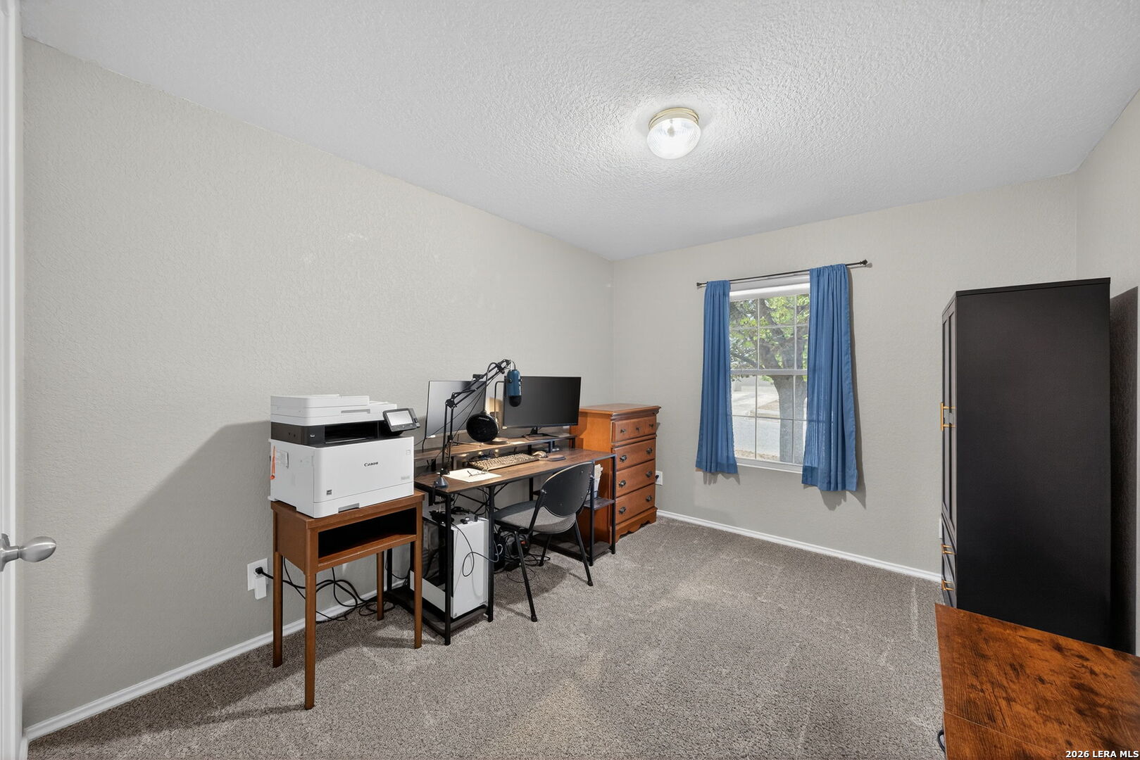 208 Passerina Selma TX 78154