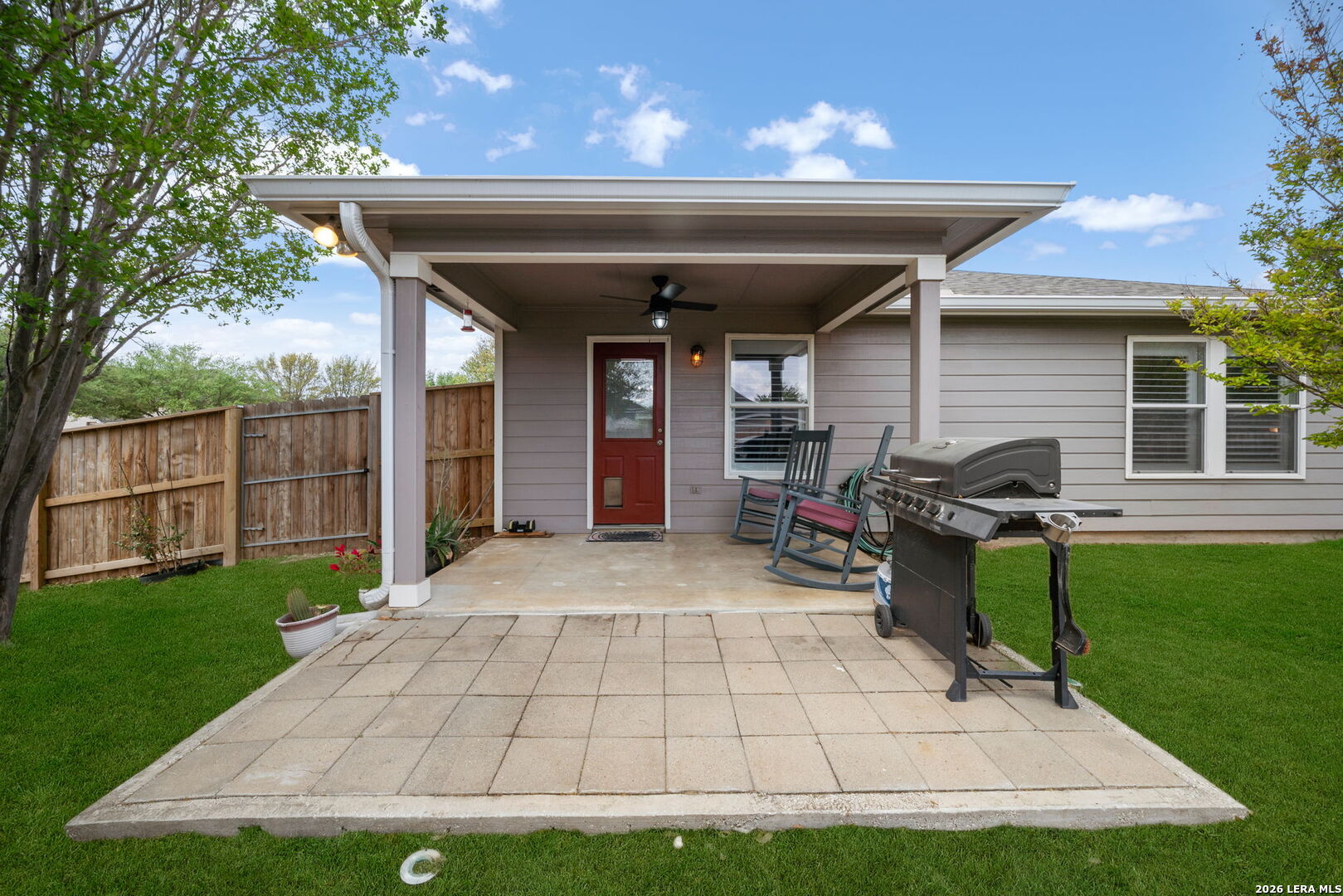 208 Passerina Selma TX 78154