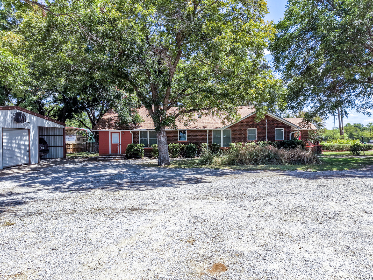 509 E Almante Avenue De Leon TX 76444