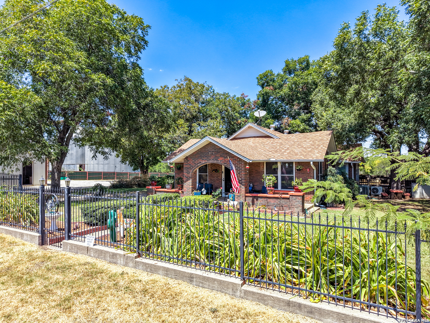 509 E Almante Avenue De Leon TX 76444