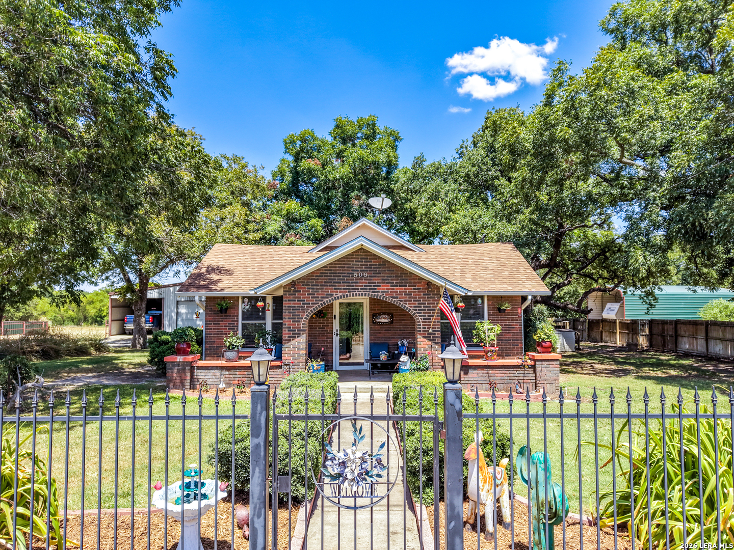 509 E Almante Avenue De Leon TX 76444