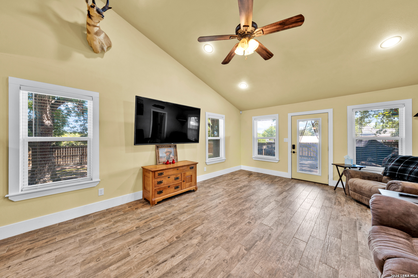 509 E Almante Avenue De Leon TX 76444