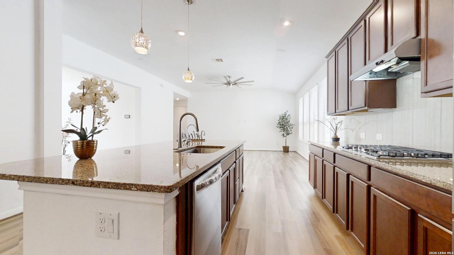 2427 Castello Way San Antonio TX 78259