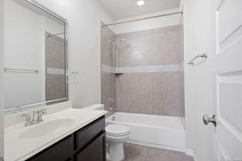 2107 Cullum Park San Antonio TX 78253