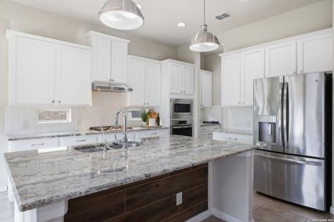 2107 Cullum Park San Antonio TX 78253