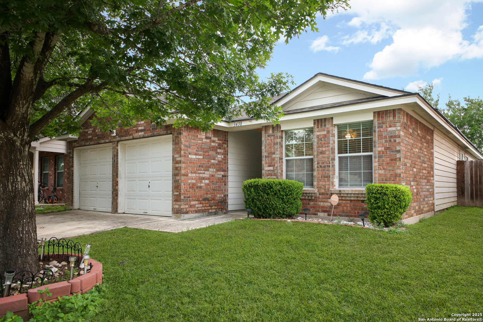 3438 Kodiak Diamond San Antonio TX 78245