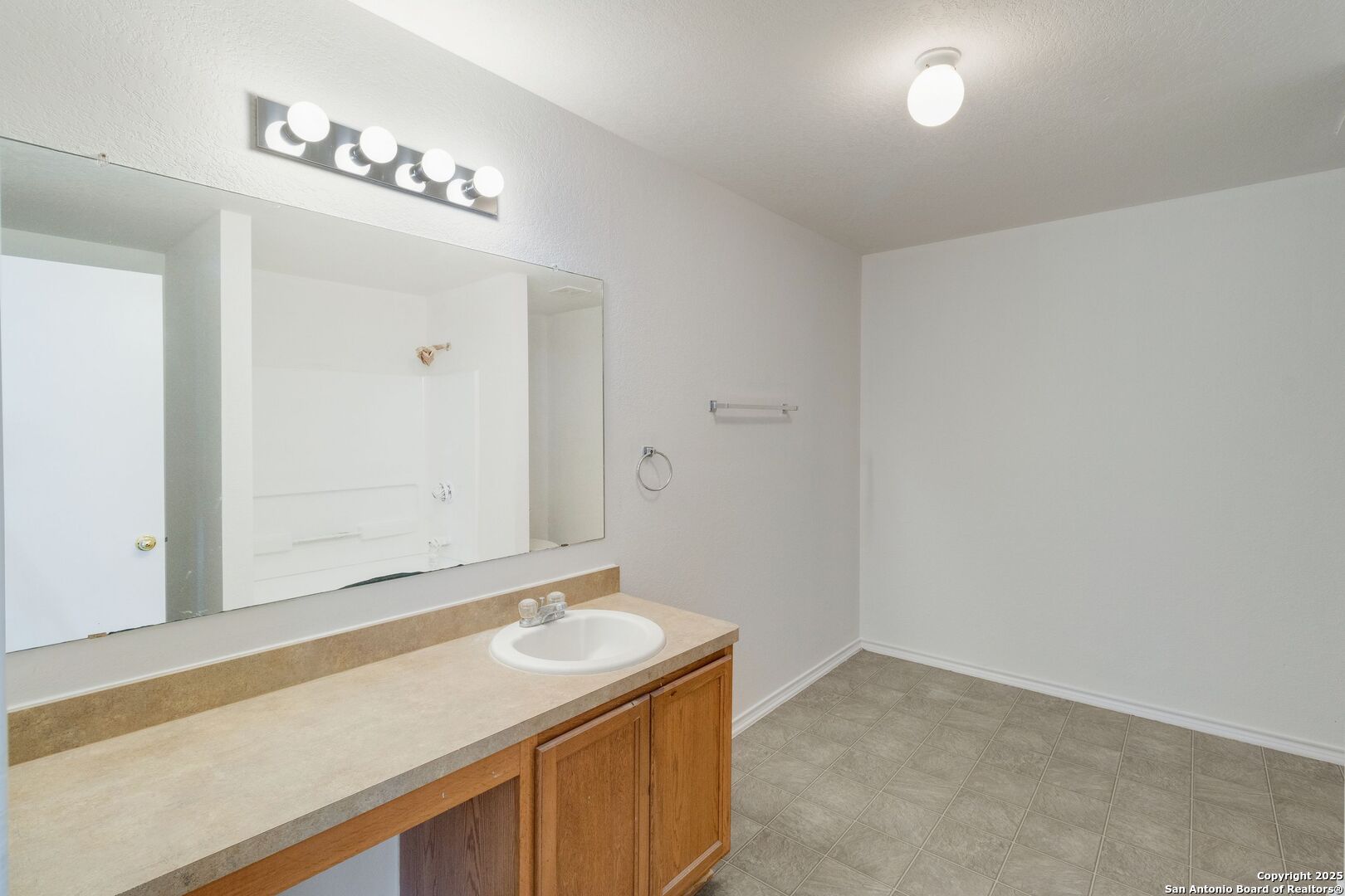 9423 Maraval Creek San Antonio TX 78245