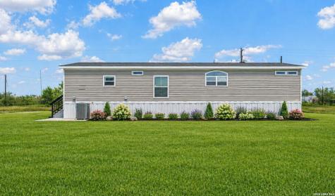 2853 Fm 1333 Poteet TX 78065