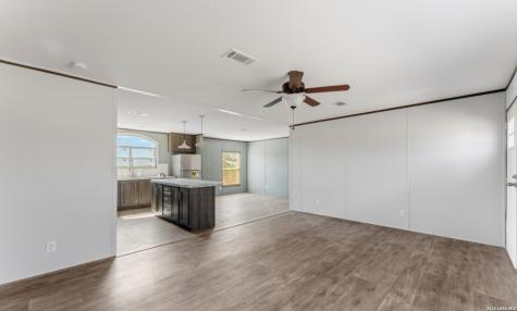 2853 Fm 1333 Poteet TX 78065