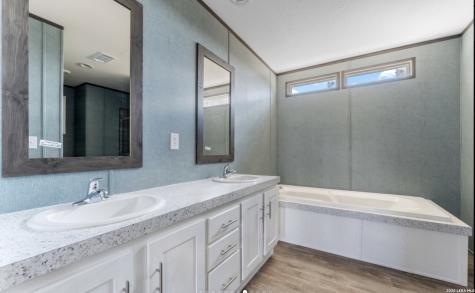 2853 Fm 1333 Poteet TX 78065