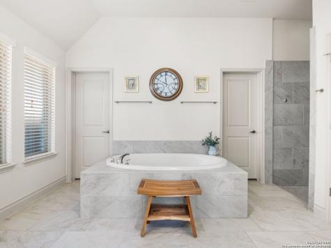 9700 Innes Place Boerne TX 78006