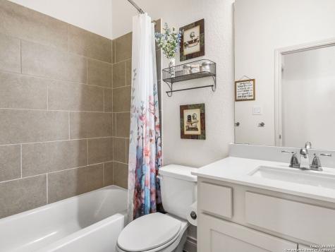9700 Innes Place Boerne TX 78006