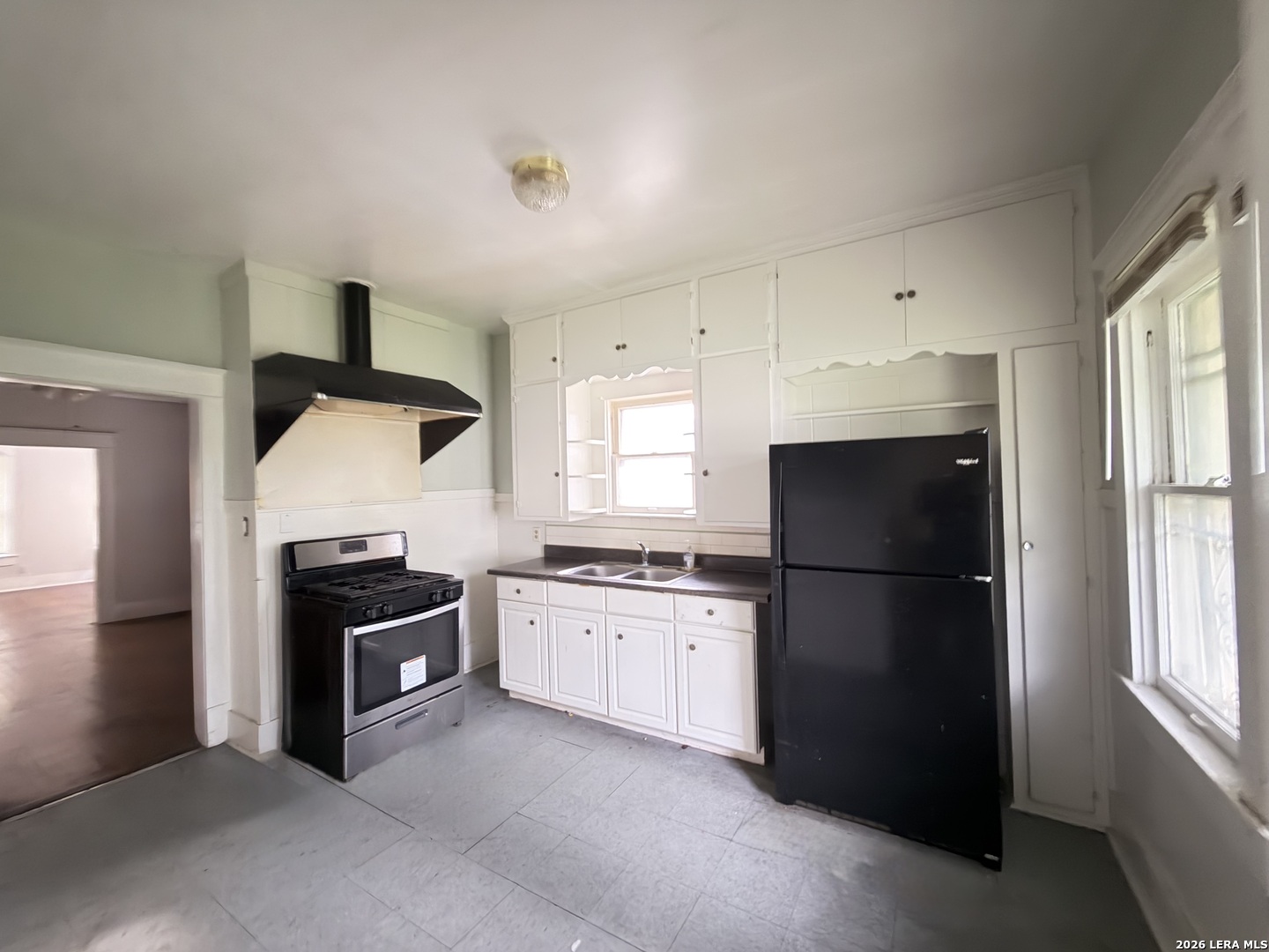 629 E Park Avenue San Antonio TX 78212