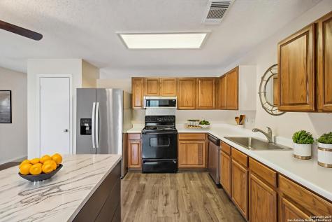 4825 Sunlit Well San Antonio TX 78247