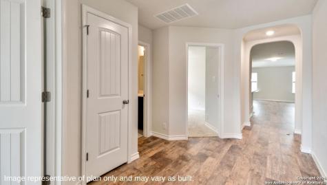 5735 Gray Moore San Antonio TX 78245