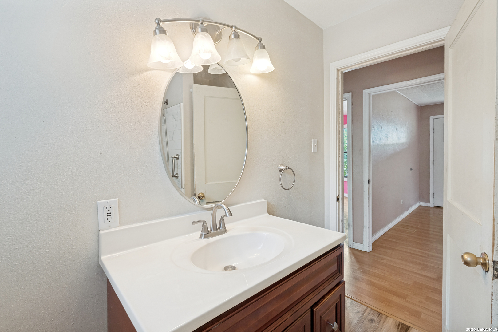 607 Wright Avenue Schertz TX 78154
