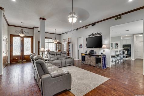 676 River Chase New Braunfels TX 78132