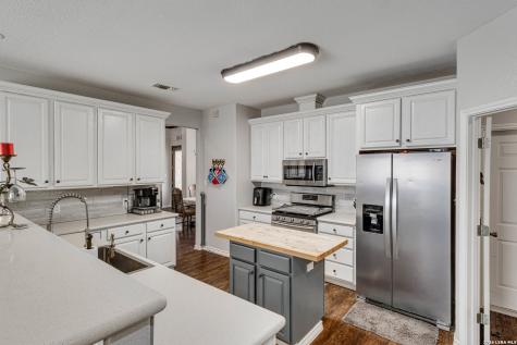 676 River Chase New Braunfels TX 78132