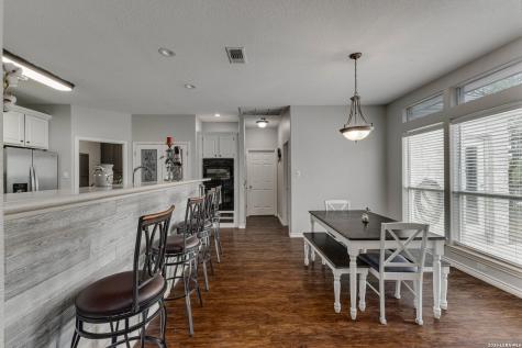 676 River Chase New Braunfels TX 78132