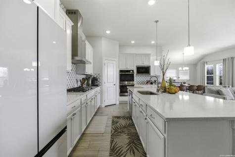 914 Fort Ringgold San Antonio TX 78245