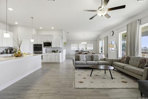 914 Fort Ringgold San Antonio TX 78245