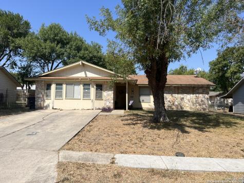 9501 Bear Creek Drive San Antonio TX 78245