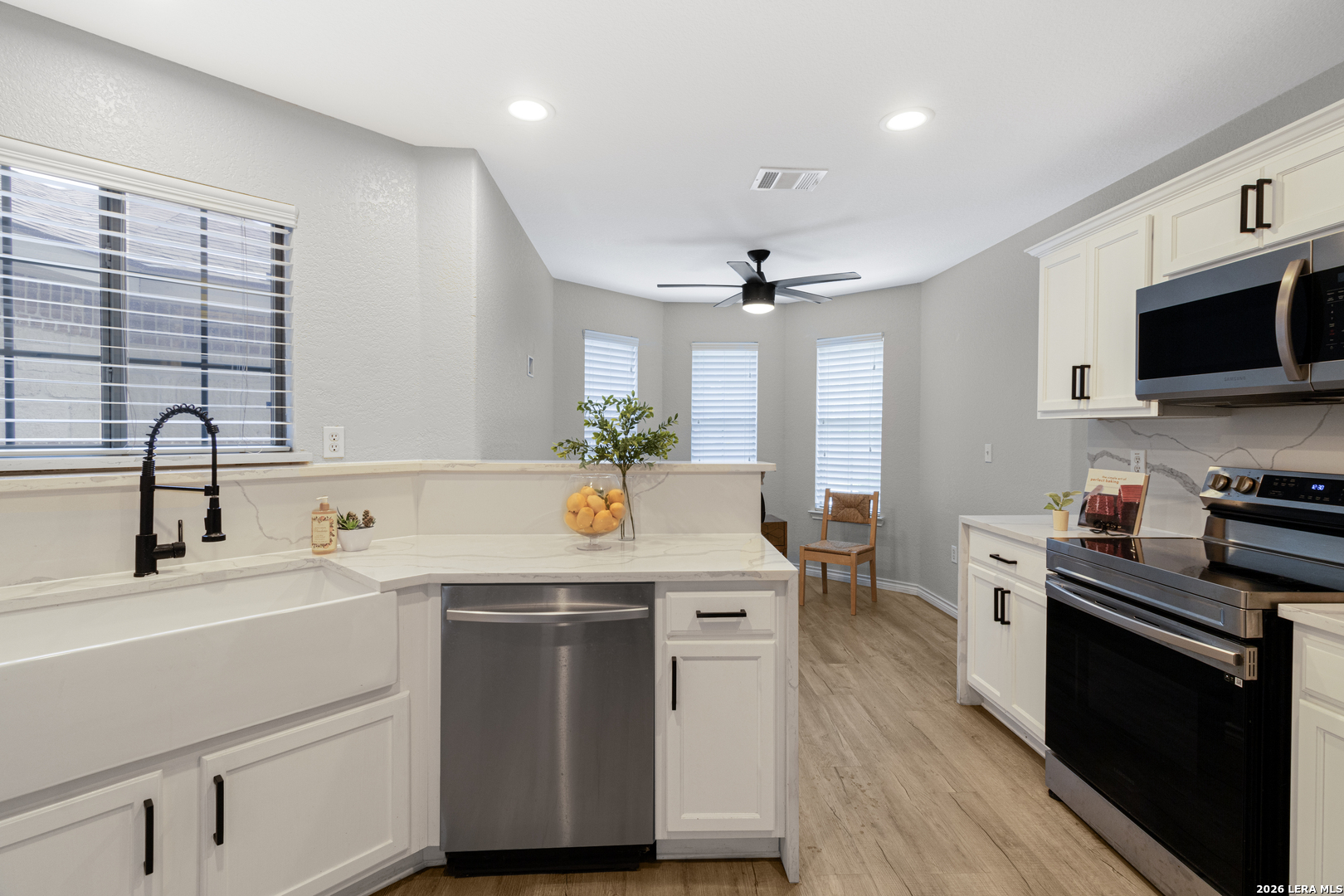 6838 Sabine Pass San Antonio TX 78242