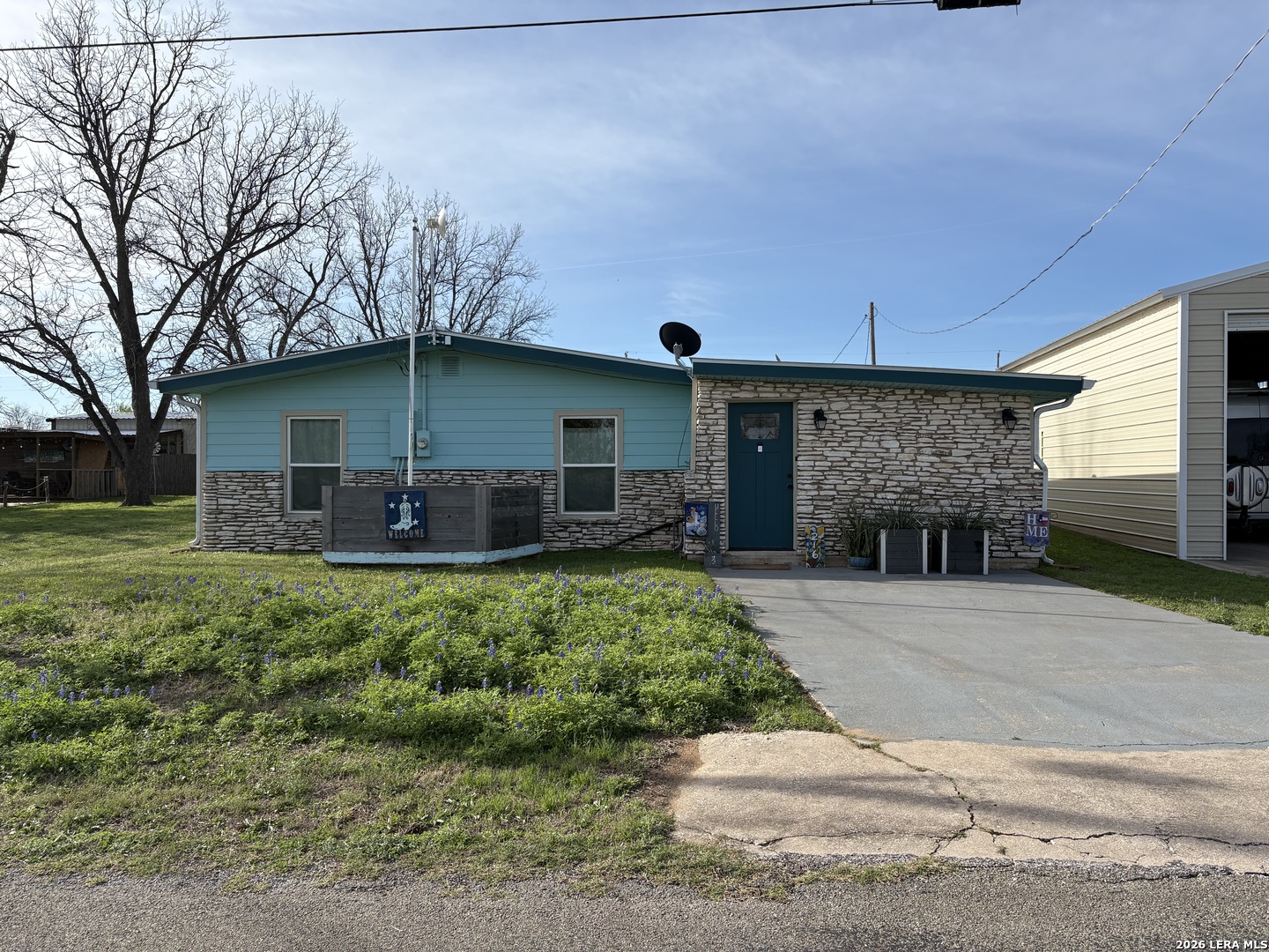 216 Post Oak Tow TX 78672