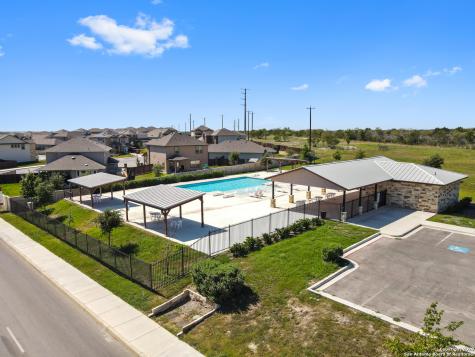 162 Hunters Camp San Antonio TX 78245