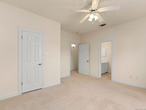 21218 Harvest Hills San Antonio TX 78258