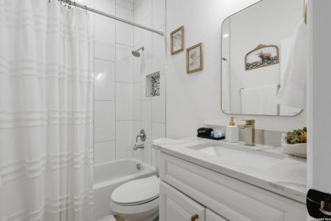 403 Montana San Antonio TX 78203