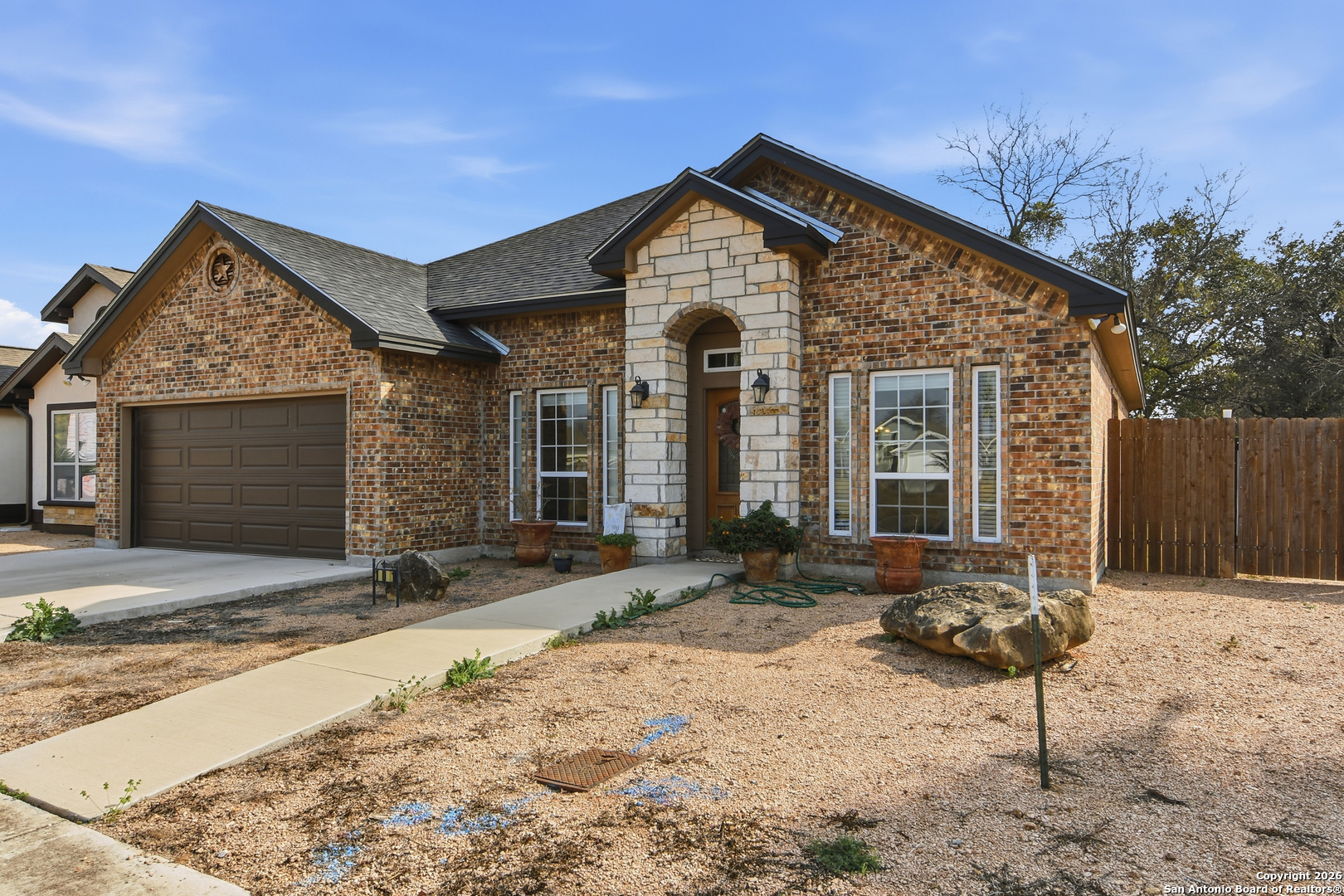 101 N Sutton Uvalde TX 78801